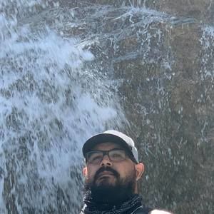 Meet your Posher, Chris